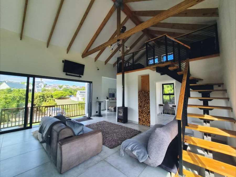 2 Bedroom Property for Sale in Stilbaai Wes Western Cape